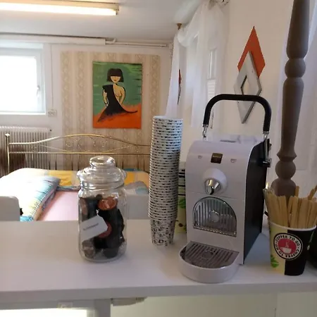 Crazy Guest house *